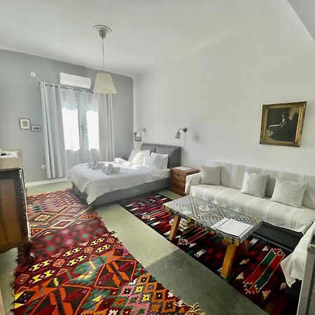 A Litte Taste Of Home Guest House Athens Ngoại thất bức ảnh