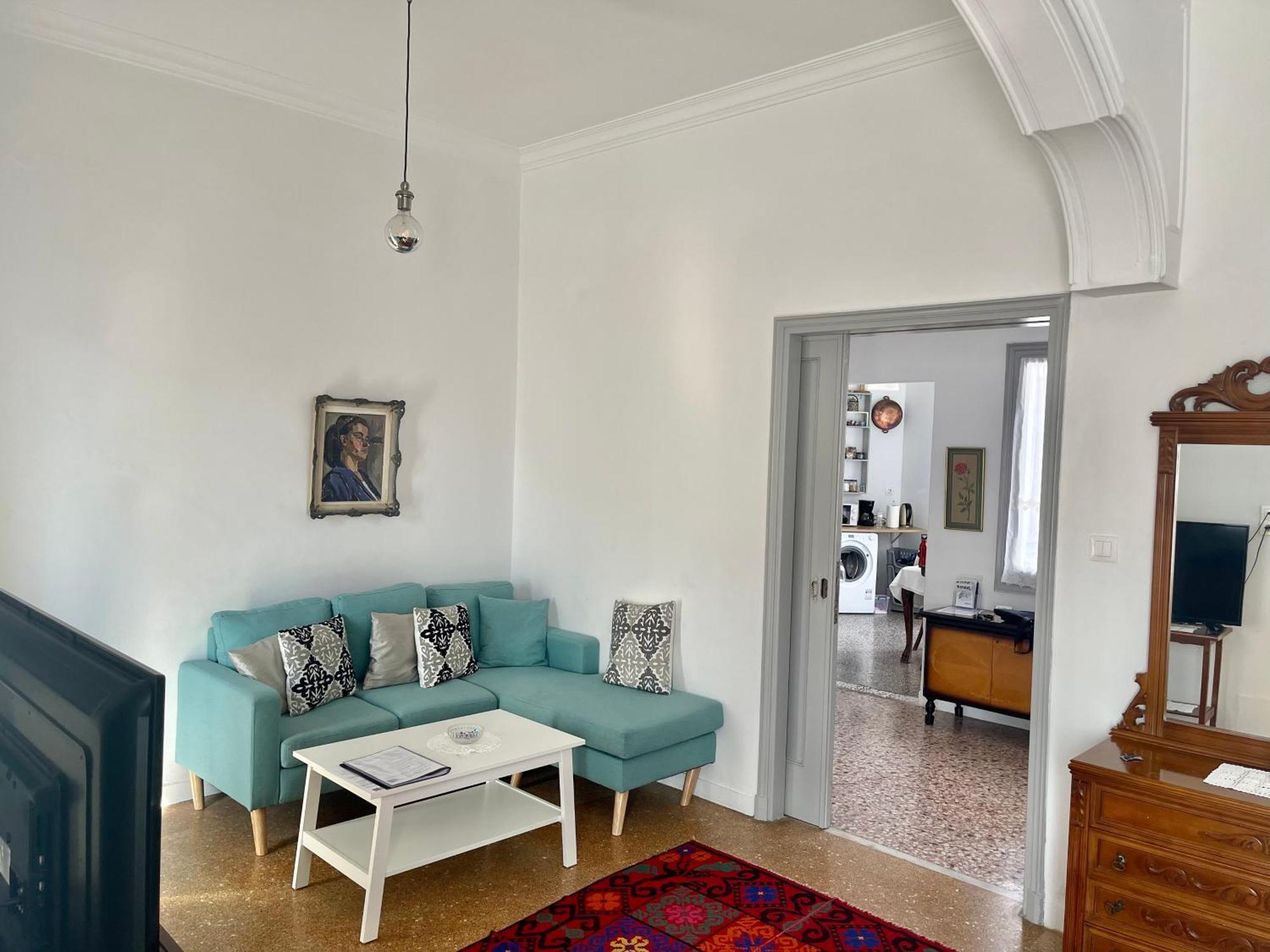 A Litte Taste Of Home Guest House Athens Ngoại thất bức ảnh