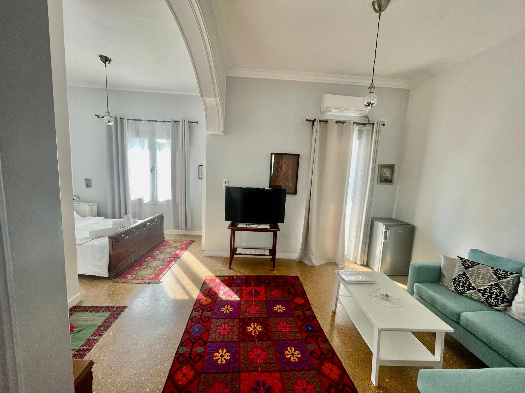 A Litte Taste Of Home Guest House Athens Ngoại thất bức ảnh