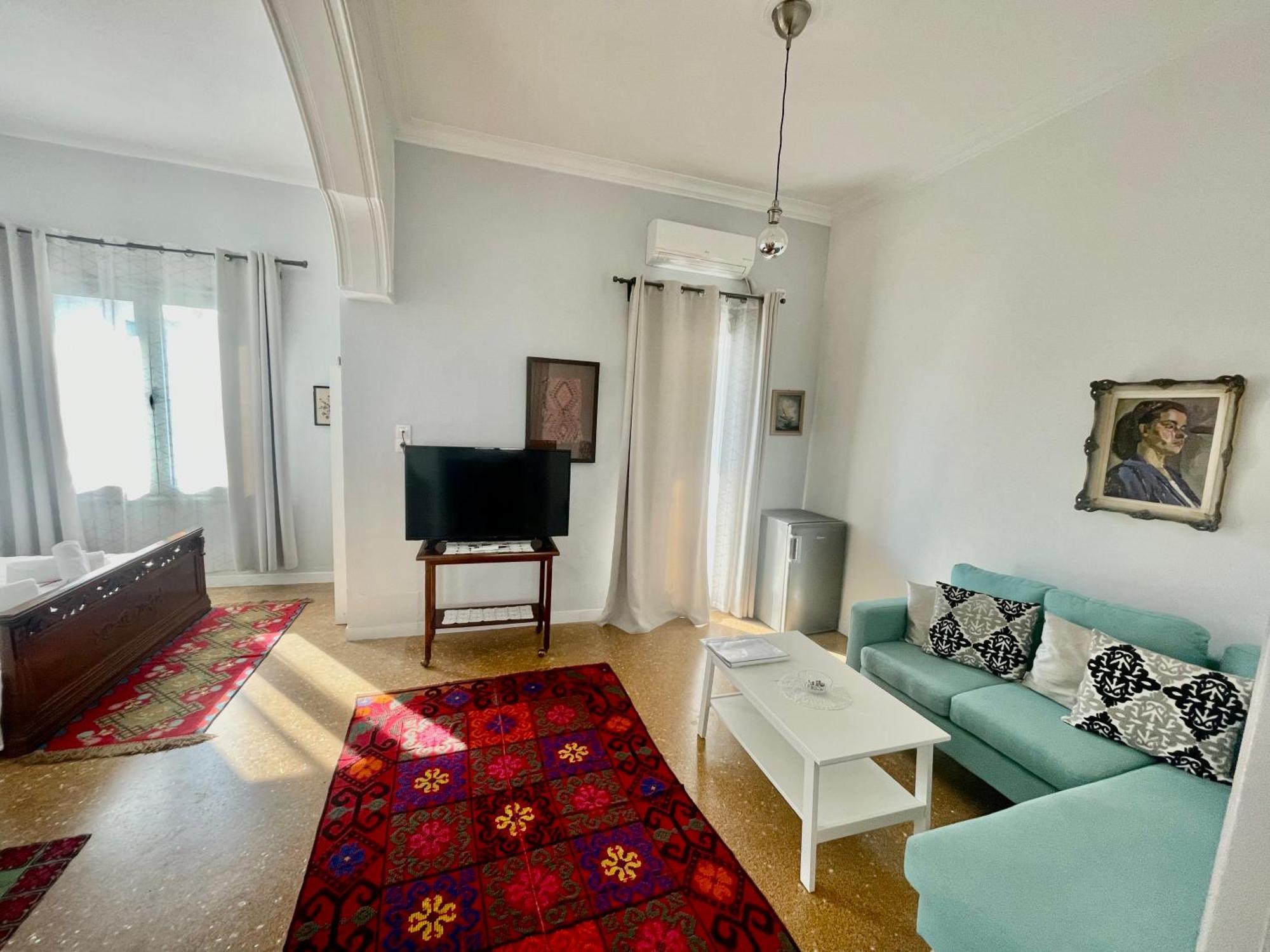 A Litte Taste Of Home Guest House Athens Ngoại thất bức ảnh
