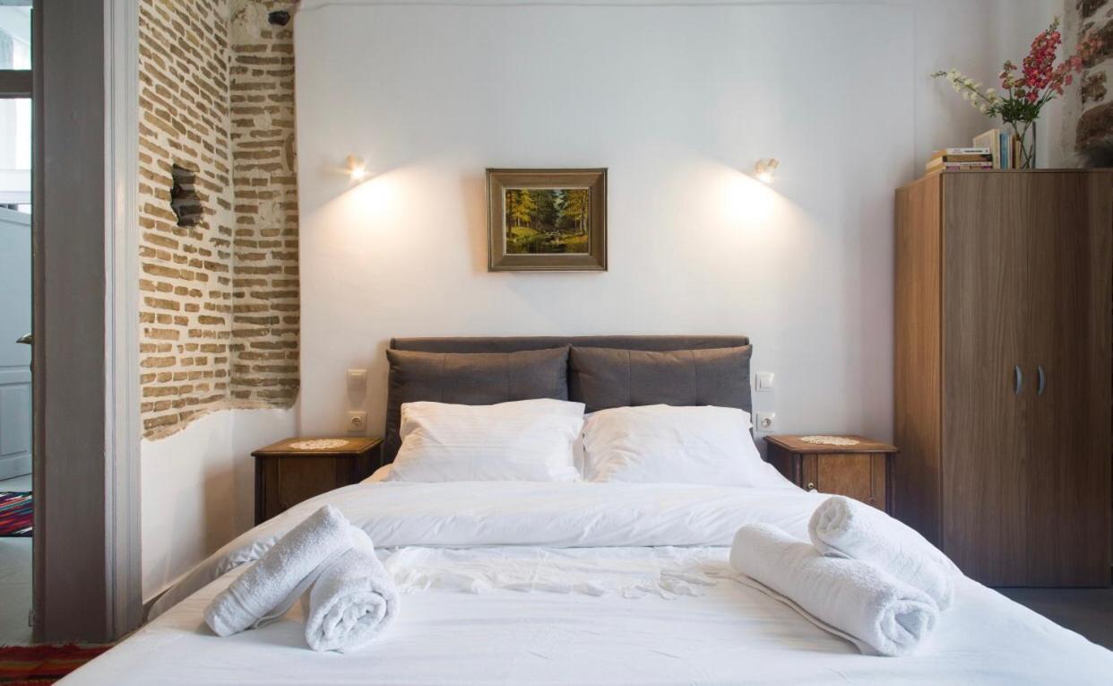 A Litte Taste Of Home Guest House Athens Ngoại thất bức ảnh